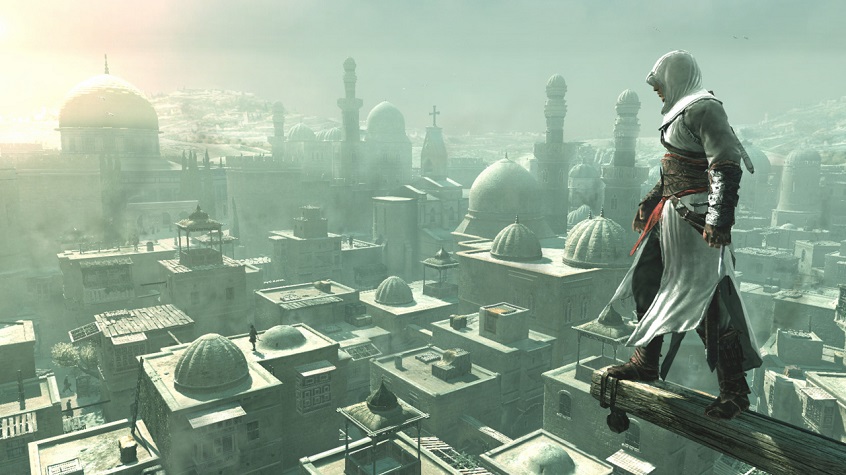 Altair overlooks the town on a viewpoint.